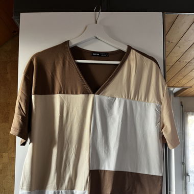 SHEIN T-Shirt