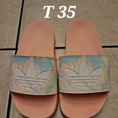 Claquettes adidas 