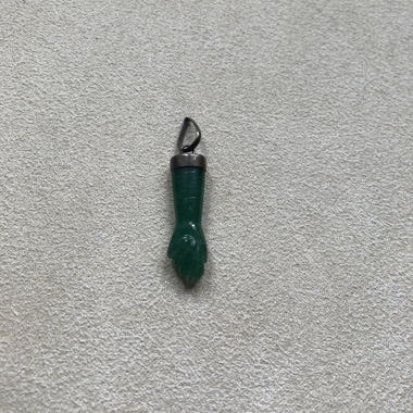Green-Hand-Pendant