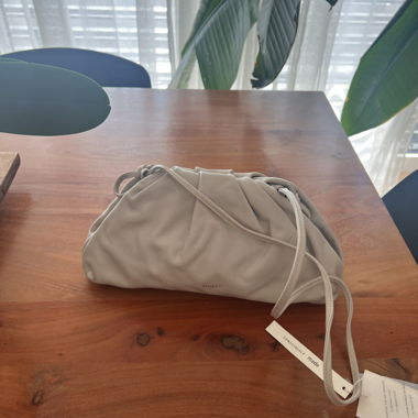 ALOHAS The D Leather Clutch 