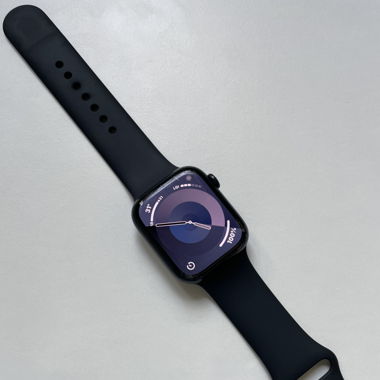 Apple Watch Series 8, 45mm, GPS, schwarz