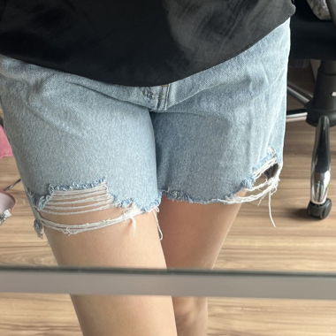 Short bleu