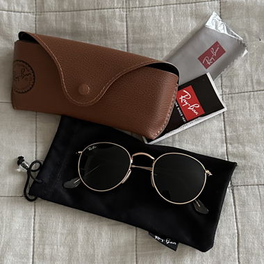 Ray-Ban Sunglasses with Case