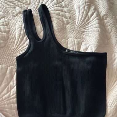 Schwarzes asymmetrisches Top