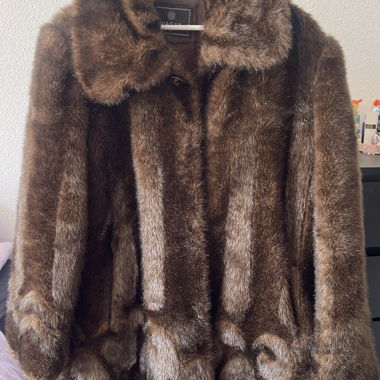 Cappotto in pelliccia marrone