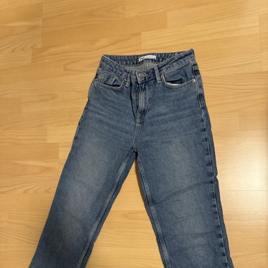 Zara Jeans