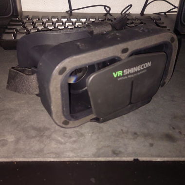 VR (Virtual Reality)