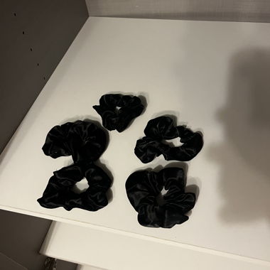 5 chouchou noir