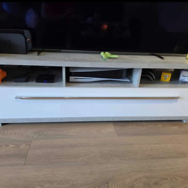 Mobile TV bianco