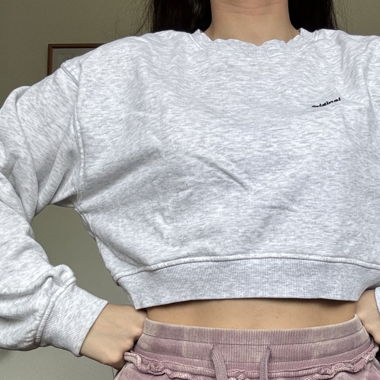Cropped sweater grey