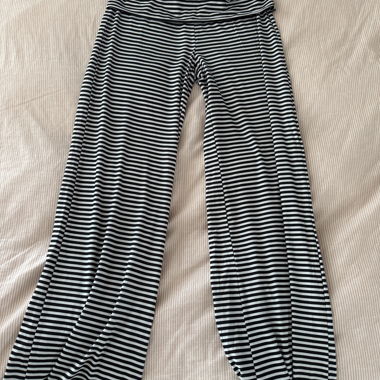 Pantaloni a righe da donna