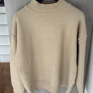 Pull en maille beige 