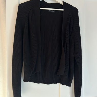 Veste en tricot noire