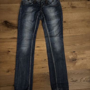 Jeans a vita bassa