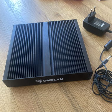 ONELAN Digital Signage Player 5G Router 4K Media 