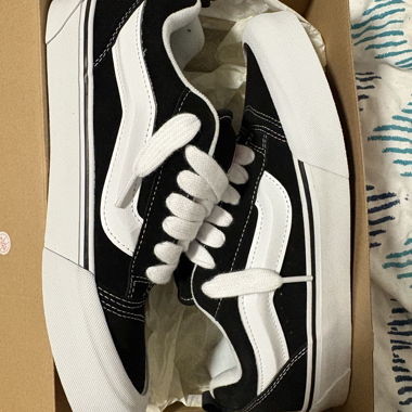 Vans Knu Skool
