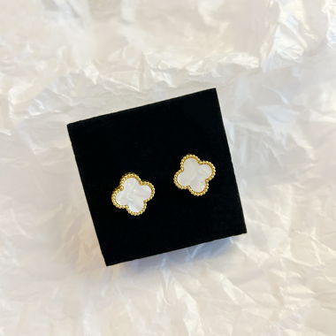 Boucles d'oreilles Trèfle en Nacre Plaqué Or 18k