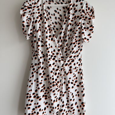 River Island Wickelkleid mit Punktmuster