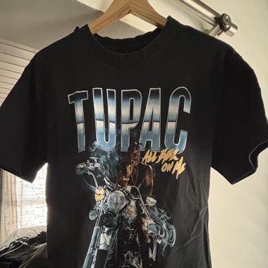 T-shirt tupac