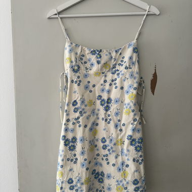 Floral tie-strap dress