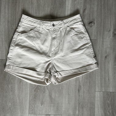 Shorts en denim beige