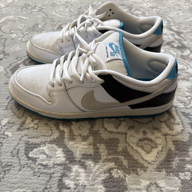 Nike SB Dunk Low - Lazer Blue