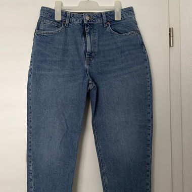 Jeans taglia 42