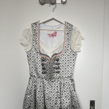 Krüger Dirndl