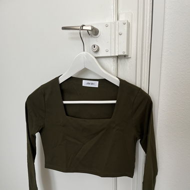 Pull crop vert 