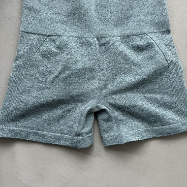 Short sportivi taglia M