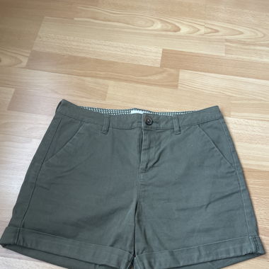 Khaki shorts