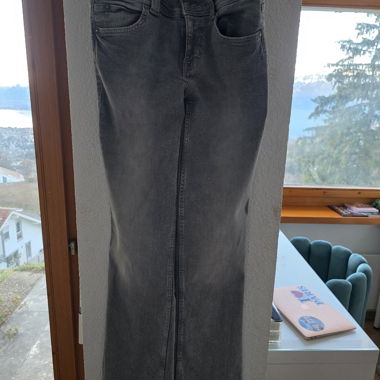 Bershka jeans size 38