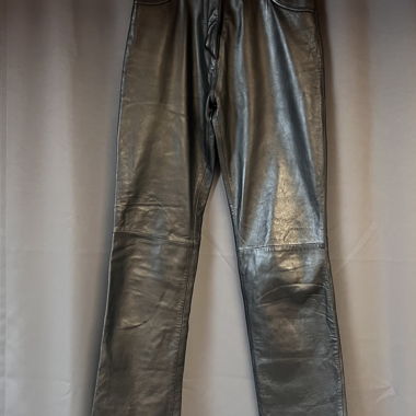 Pantaloncini in pelle neri
