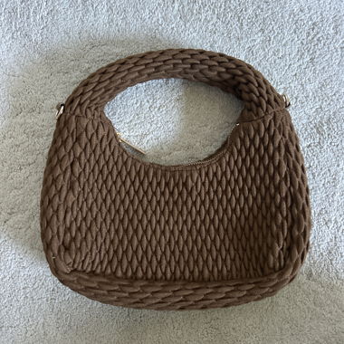 Kleine, Braune Handtasche unbenutzt