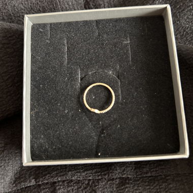 Gold Heart Finger Ring