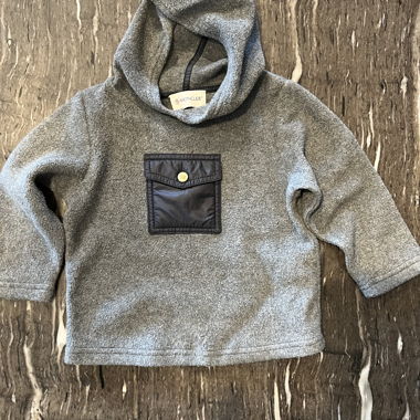 Moncler 2 Jahre
