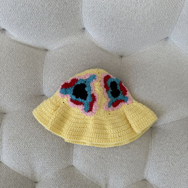 Knitted bucket hat