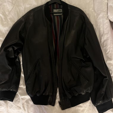 Vintage genuine leather bomber jacket