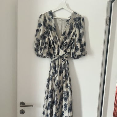 Wunderschönes Esprit Maxikleid 
