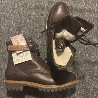 Neue Lederschuhe Travelin