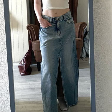 Gonna lunga in jeans chiaro