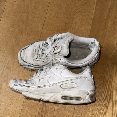 Abgenutzte Nike AirMax 90 Gr. 44