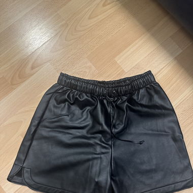 Shorts - Cuir