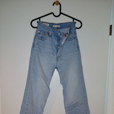 Levis Ripcage Straight