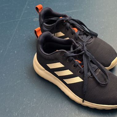 Basket Adidas 32