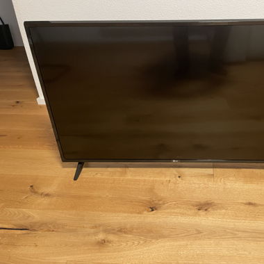 TV LG 43”