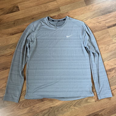 Haut Nike Dri-FIT manches longues