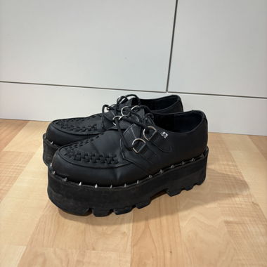 Platform TUK Creepers with spike details