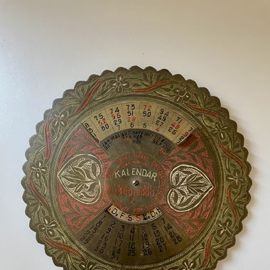Messing Antik 100 Jahr Kalender, Durchmesser 20 cm