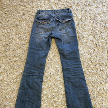 Flared jeans